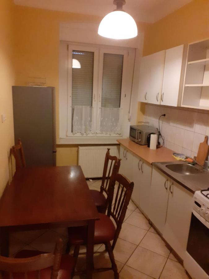 Appartement Kamienica à Gniezno Extérieur photo